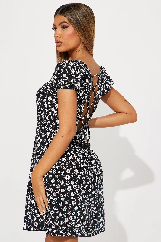 Adelyn Floral Mini Dress - Black/White