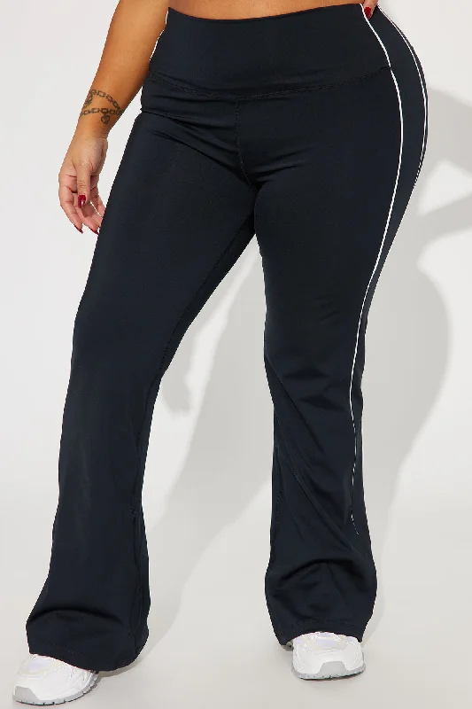 Aligned Elevate Active Yoga Pant - Black