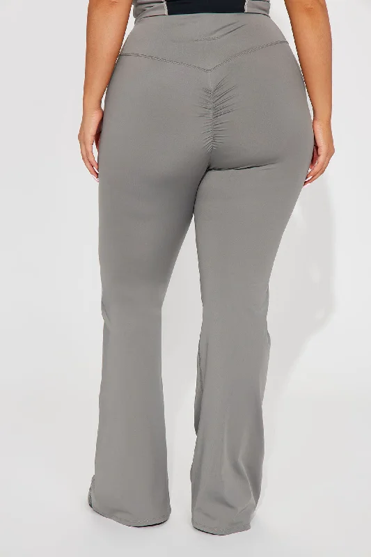 Claudia Elevate Active Yoga Pant - Charcoal