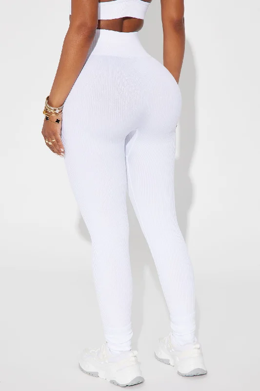 Fighter Ribbed Active Legging In Infinity Seamless - White