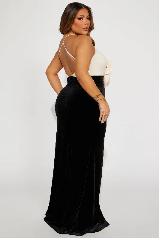 Gabriella Velvet Gown - Black/combo