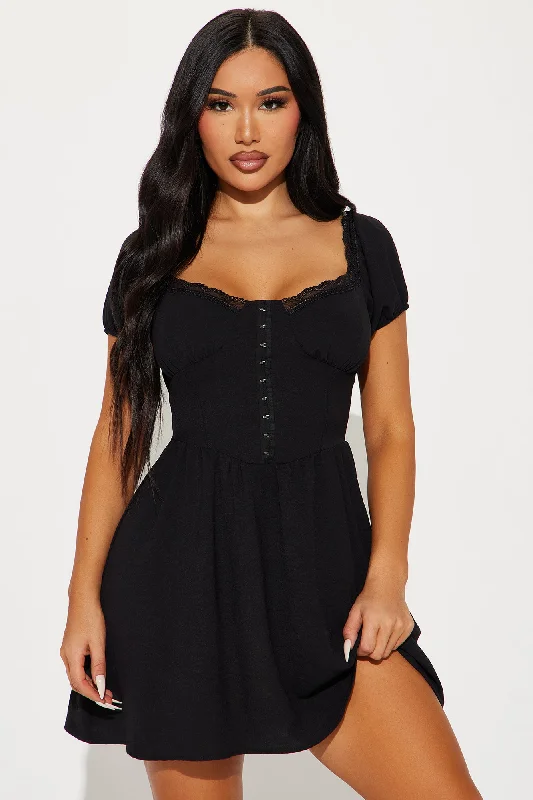 Janie Airflow Mini Dress - Black