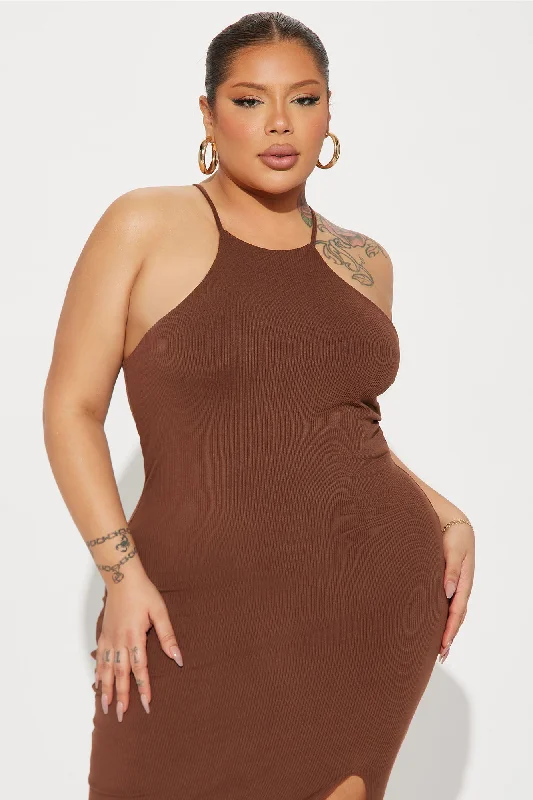 Jill Ribbed Midi Dress - Brown