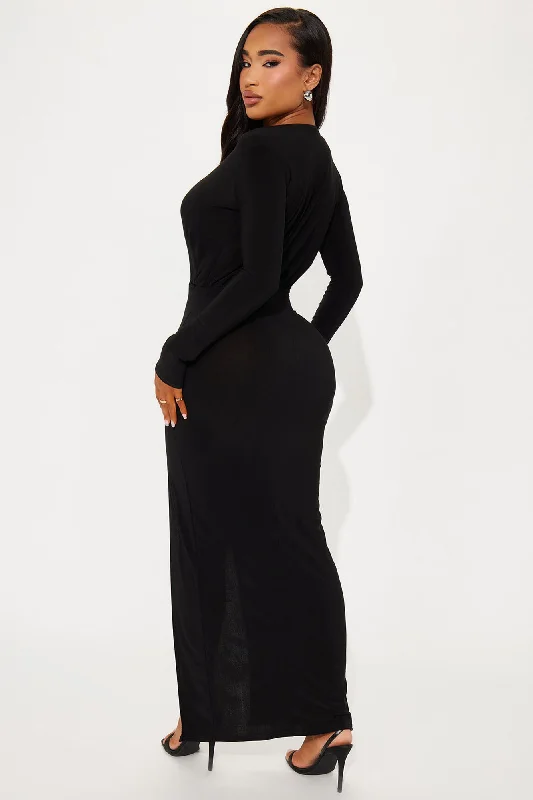 Marisa Collar Maxi Dress - Black