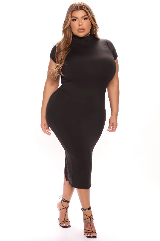 Needing Me Midi Dress - Black