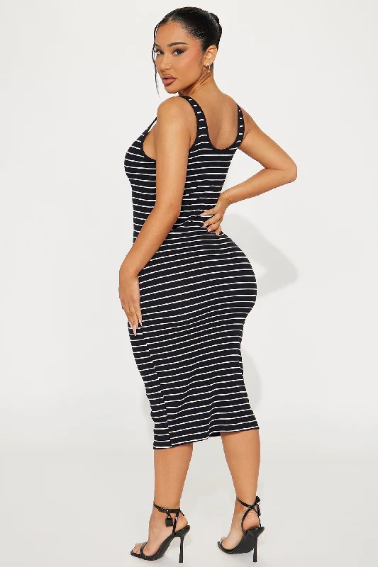 Ribbed Stripe Midi Dress - Black/White