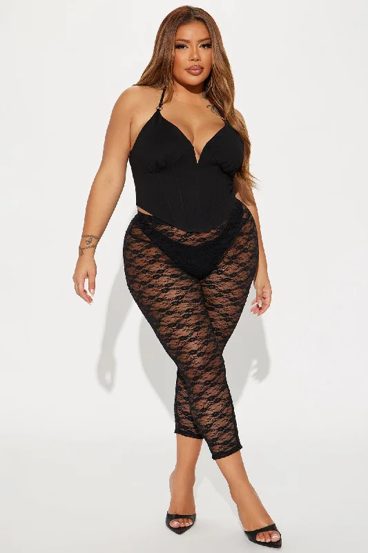 Sneak A Peak Lace Capri Legging - Black