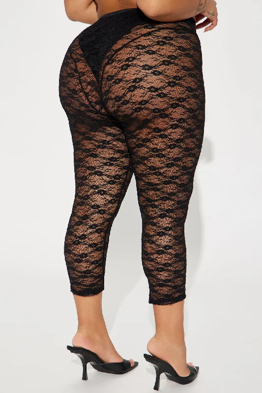 Sneak A Peak Lace Capri Legging - Black