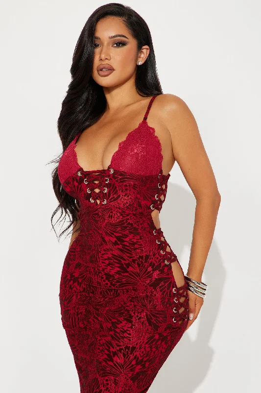 Up Next Mesh Maxi Dress - Burgundy