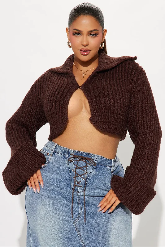 Downtown Chunky Knit Cropped Cardigan - Chocolate