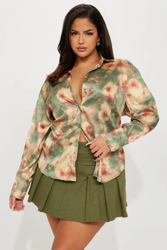 Places To Be Floral Shirt - Green/combo