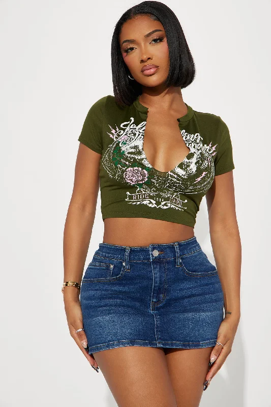 Rolling Thunder Graphic Top - Olive